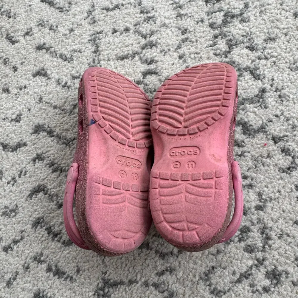 Girls Pink Glitter Crocs 11C